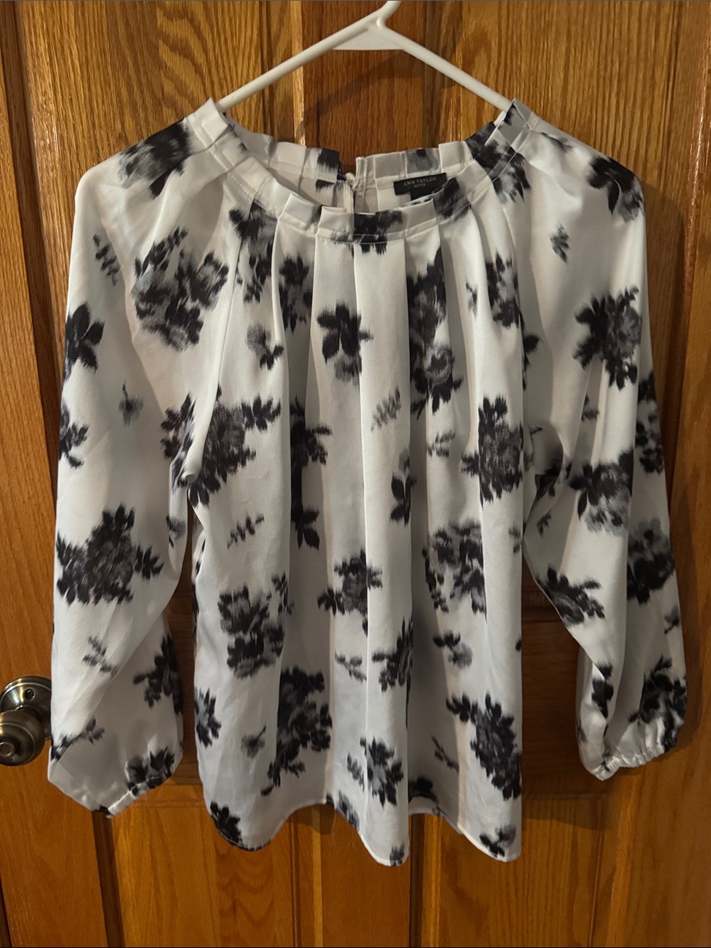 Ann Taylor Black and White Floral Pleated Blouse
